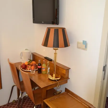 Hotel The Lord 2*
