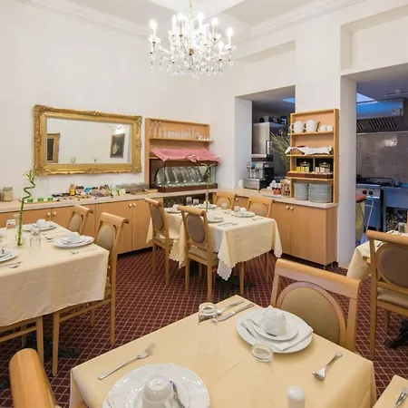 The Lord ホテル 2*